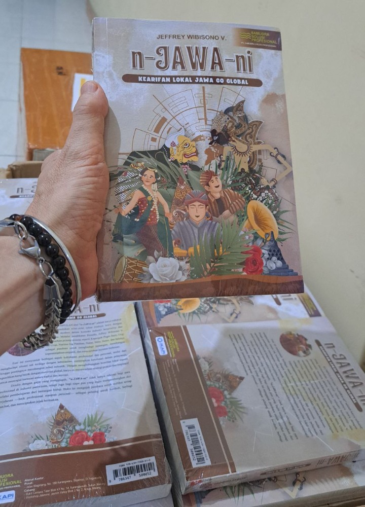 n-JAWA-ni: Kearifan Lokal Jawa Go Global
Sebuah Buku tentang Rasa, Etika, dan Arah Baru Hospitality Indonesia
